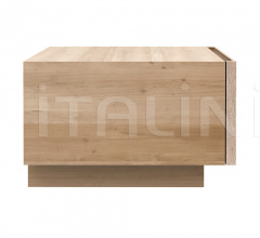 Тумбочка Oak Madra bedside table Тумбочка Oak Madra bedside table фабрика Ethnicraft