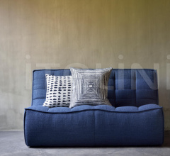 Подушка White Dots cushion Подушка White Dots cushion фабрика Ethnicraft