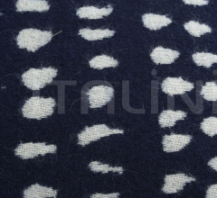 Подушка Navy Dots cushion Подушка Navy Dots cushion фабрика Ethnicraft