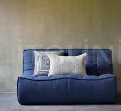 Подушка White Linear Square cushion Подушка White Linear Square cushion фабрика Ethnicraft