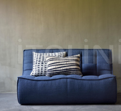 Подушка White Stripes cushion Подушка White Stripes cushion фабрика Ethnicraft