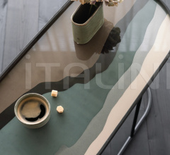 Поднос Graphite Wabi Sabi glass tray Поднос Graphite Wabi Sabi glass tray фабрика Ethnicraft