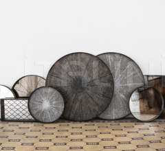 Поднос Black Slice wooden tray Поднос Black Slice wooden tray фабрика Ethnicraft