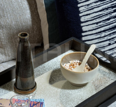 Поднос Frost mirror tray Поднос Frost mirror tray фабрика Ethnicraft