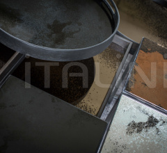 Поднос Charcoal mirror tray Поднос Charcoal mirror tray фабрика Ethnicraft