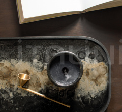 Поднос Black Organic glass valet tray Поднос Black Organic glass valet tray фабрика Ethnicraft