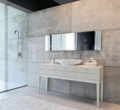 Настенное зеркало 273 фабрика Bizzotto