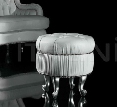 Пуф с ножками 0121U01 White фабрика Beby Group