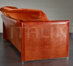 Итальянские Диваны - Двухместный диван Farnese Итальянские Диваны - Двухместный диван Farnese фабрика Fendi Casa