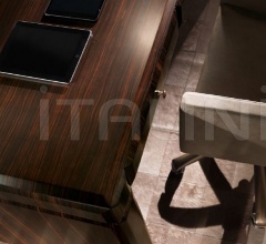 Итальянские Письменные столы - Письменный стол Mondrian Итальянские Письменные столы - Письменный стол Mondrian фабрика Roberto Cavalli