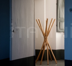 Вешалка 300 Sciangai фабрика Zanotta