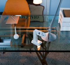 Стол обеденный 2320 Reale фабрика Zanotta