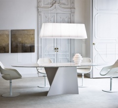 Стол обеденный 2575 Elica фабрика Zanotta