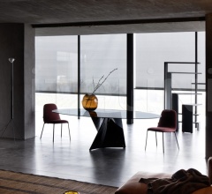 Стол обеденный 2576 Elica фабрика Zanotta