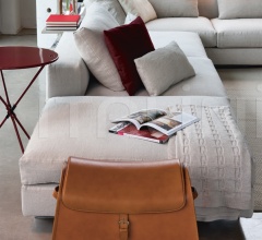 Газетница 245 Nuno фабрика Zanotta