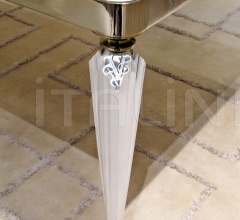 Стол обеденный Scarlet фабрика IPE Cavalli (Visionnaire)