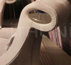 Кресло Valancourt фабрика IPE Cavalli (Visionnaire)