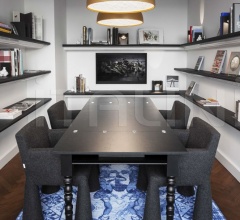 Стул с подлокотником V.I.P. Chair Стул с подлокотником V.I.P. Chair фабрика Moooi