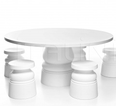 Стол обеденный Container New Antiques 7156 фабрика Moooi