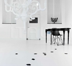 Итальянские Подсвечники - Подсвечник Little Bold фабрика Moooi