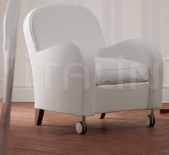 Кресло Daisy фабрика Poltrona Frau