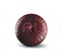 Итальянские Пуфы - Пуф Esedra фабрика Poltrona Frau