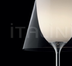 Итальянские Настольные светильники - Настольный светильник Ktribe T1 Glass Итальянские Настольные светильники - Настольный светильник Ktribe T1 Glass фабрика Flos