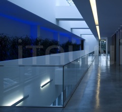 Настенный светильник Riga фабрика Flos