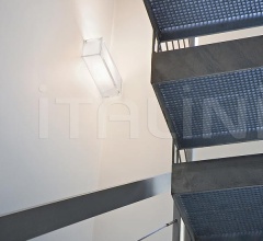 Итальянские Свет - Настенный светильник Ontherocks фабрика Flos