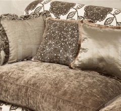 Трехместный диван BROCANTE Трехместный диван BROCANTE фабрика Mantellassi 1926