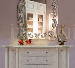 Настенное зеркало MARILU Настенное зеркало MARILU фабрика Mantellassi 1926