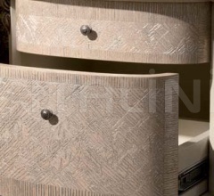 Тумбочка PENELOPE Тумбочка PENELOPE фабрика Mantellassi 1926