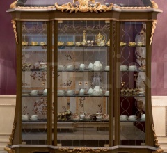 Витрина SORAYA Витрина SORAYA фабрика Mantellassi 1926