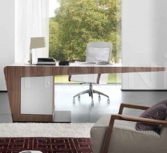 Письменный стол Peonia Письменный стол Peonia фабрика Besana (закрыта)
