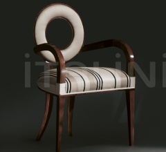 Стул с подлокотниками 2902 фабрика Tura