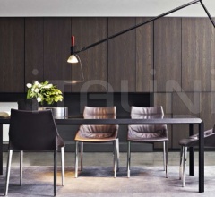 Стол обеденный 45°/TAVOLO фабрика Molteni & C