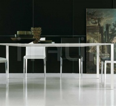 Стол обеденный LESSLESS фабрика Molteni & C