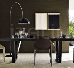 Стол обеденный WHERE фабрика Molteni & C