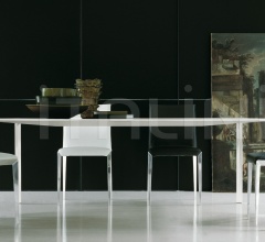 Стул DART фабрика Molteni & C