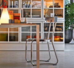 Стул D.235.1 фабрика Molteni & C