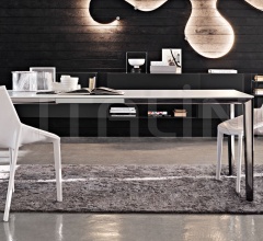 Стул OUTLINE фабрика Molteni & C