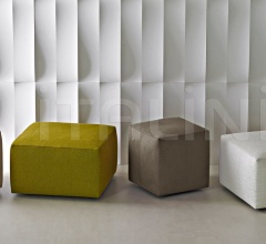 Итальянские Пуфы - Пуф MANDRAGUE фабрика Molteni & C