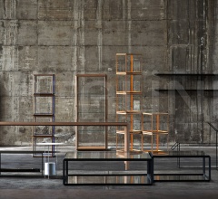 Столик 45°/TAVOLINO фабрика Molteni & C