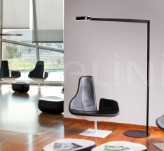 Итальянские Напольные светильники - Напольный светильник F05 Angle фабрика Fabbian