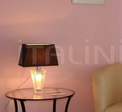 Настольный светильник D69 Vicky B03 фабрика Fabbian