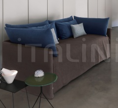 Настольный светильник F26 Mia Настольный светильник F26 Mia фабрика Fabbian