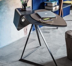 Письменный стол Storm Письменный стол Storm фабрика Cattelan Italia