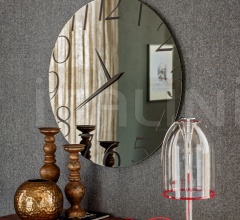 Настенное зеркало Moment фабрика Cattelan Italia