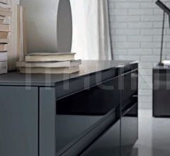 Комод 808 фабрика Molteni & C