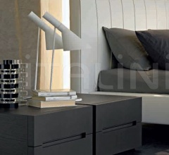 Тумбочка 3030 фабрика Molteni & C